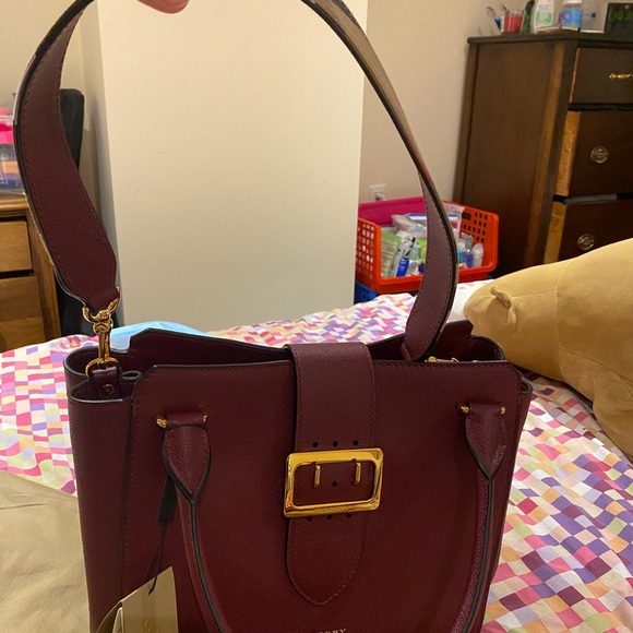 Burberry - Picture 6 of 10